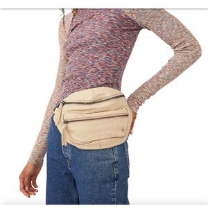 Free People Archer leather sling bag cream leather EUC